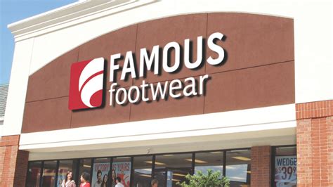 famous footwear ala moana center.